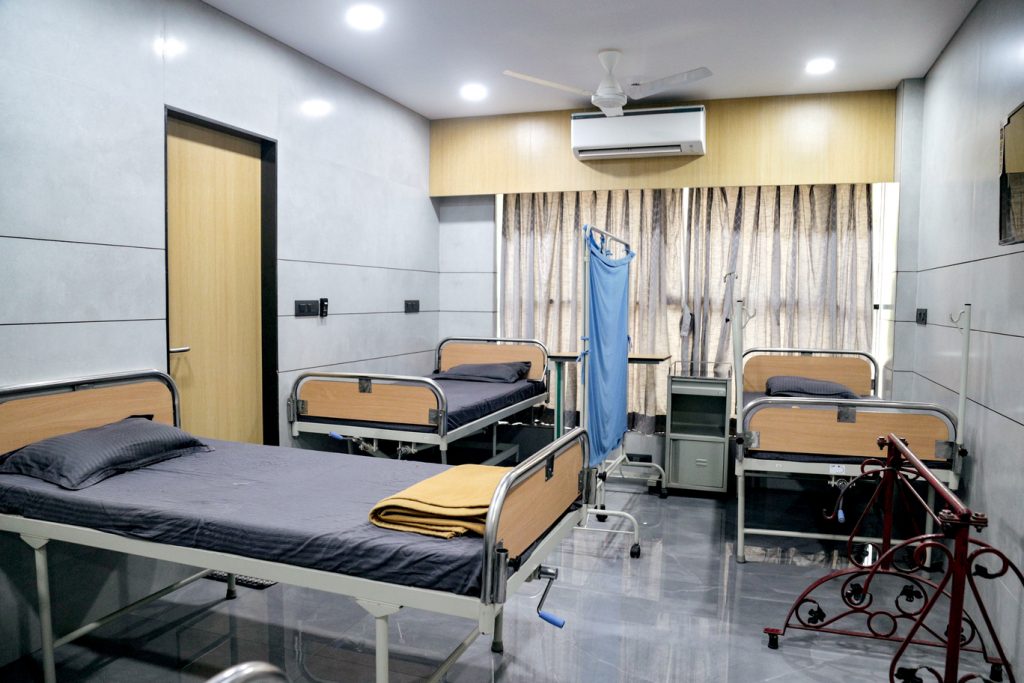 vijyalaxmi - Best pregnancy hospital in surat