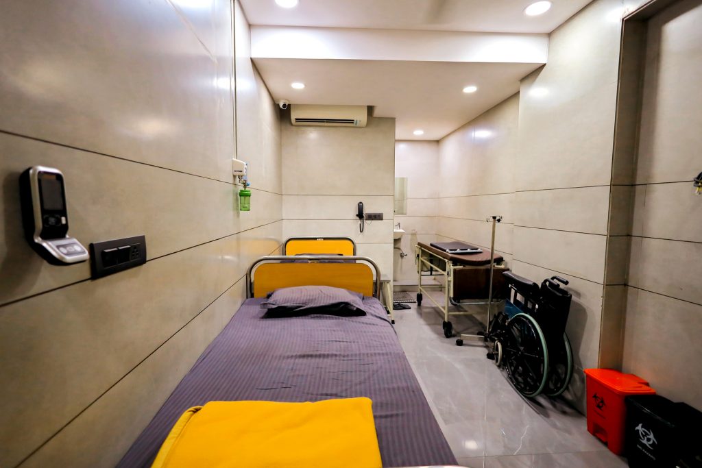 vijyalaxmi - Best pregnancy hospital in surat